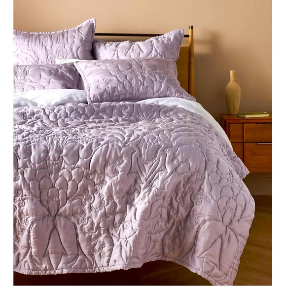 Anthropologie Other - Anthropologie Lilac Purple Embroidered Tatiana Full Size Quilt NWT